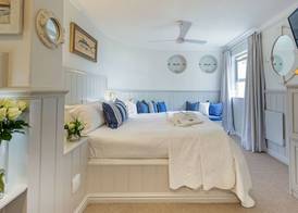 Ocean Watch Guest House 3