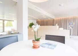 Atenea Park Suites & Apartments 2