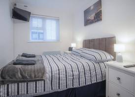 Castle Cove - 1 Bedroom Apartment - Tenby 2