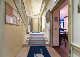 Smart Stay Hotel Station 2