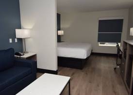 Baymont by Wyndham Batavia - Darien Lake 5