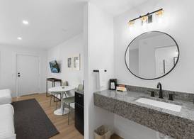 Cashmere Inn 5