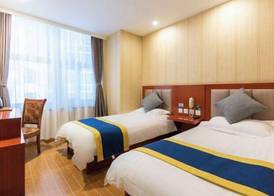 Oriental Hotel 3