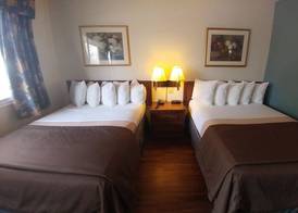Northlander Motel 4