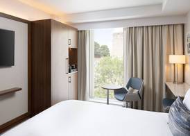 Courtyard by Marriott Oxford City Centre 5