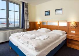 Hiddenseer Hotel 4