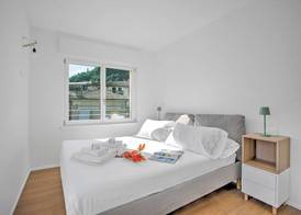 Ulivo and Magnolia Bike & River Apartment 5