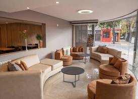 Urbana Suites 3