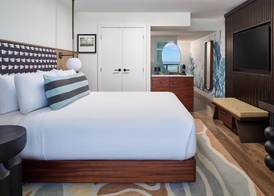 OUTRIGGER Waikiki Beach Resort 3