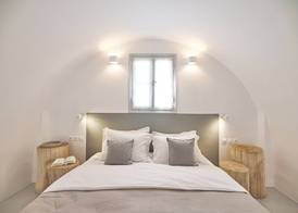 Coco-Mat Hotel Santorini 5