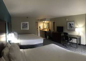 Holiday Inn Express & Suites FAYETTEVILLE-UNIV OF AR AREA by IHG 3