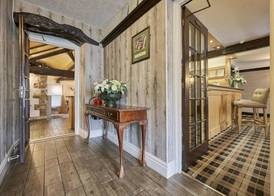 The Old Ginn House Inn 2