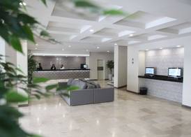 Everest Hotel 5