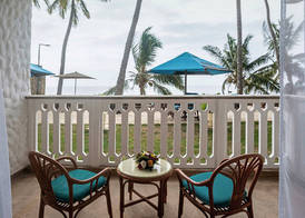 Travellers Club 4