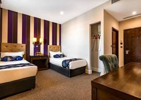 Grand Sapphire Hotel & Banqueting 2