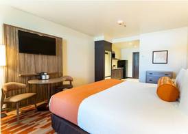 Maswik Lodge - Inside the Park 4