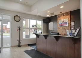 Travelodge by Wyndham Wetaskiwin 2