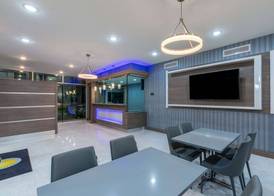 Days Inn & Suites by Wyndham Downtown/University of Houston 3