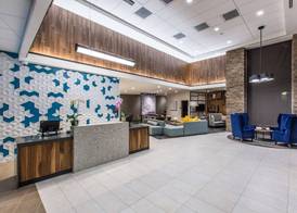 Hyatt Place Delano 2