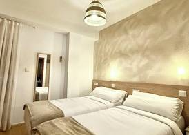 HS Altet Suites - Alicante Airport 5