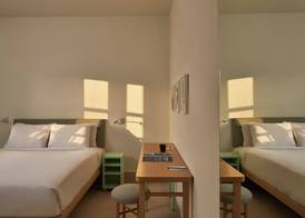 Captain's Inn Hotel 3