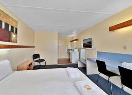 Oscar Motel 4