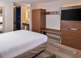 Holiday Inn Express WESTLEY NORTH- PATTERSON AREA by IHG 4