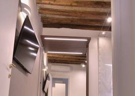 HELMIRAGE SUITE VIA DEL CORSO 5