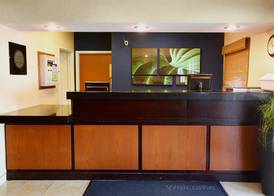 AmericInn by Wyndham Topeka 2
