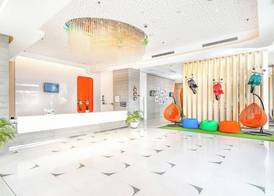 HARRIS Hotel & Conventions Bekasi 2