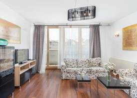 Stylish apartment with AC in Old Town 4