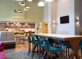 Hampton Inn & Suites Edmonton St. Albert, Ab 3