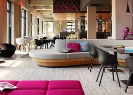 Moxy Berlin Ostbahnhof 2
