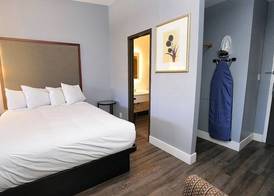 SeaSide Inn & Suites 5