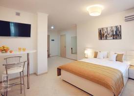 Familion ApartHotel 4