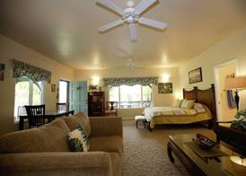 Island Goode's - Luxury Adult Only Accommodation near Hilo 2