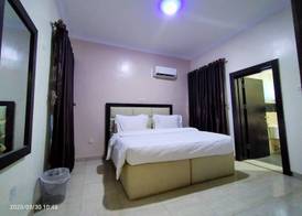 Beckett Suites-Guest Room 3
