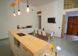 Neapolitan Flat 2 0 2