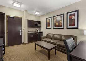 Best Western Plus St Albert 5
