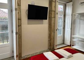 Clérigos Cinema Guesthouse 4