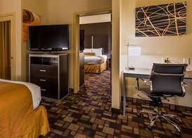 Best Western Windsor Pointe Hotel & Suites-Frost Bank Center 3