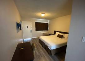Anaheim Executive Inn & Suites 5