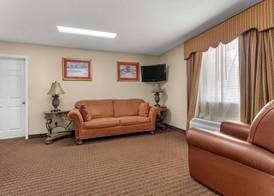 Americas Best Value Inn Montezuma 2