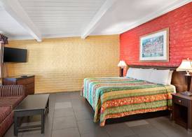Fallbrook Country Inn 5
