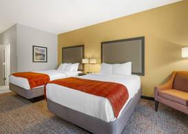 Best Western Plus Elizabethtown Inn & Suites 5