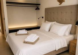 Mat Suites 4
