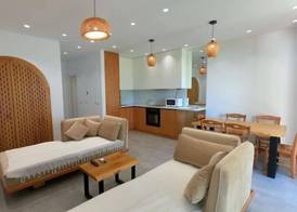 Pinegrove Apartment 2