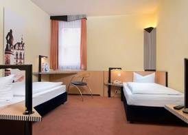 TRYP by Wyndham Halle 4