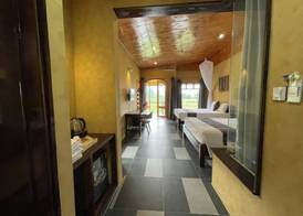 Sky Bay Lodge 4