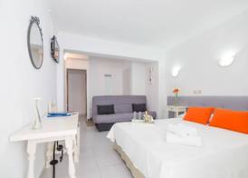 Garau Petit Hotel 5